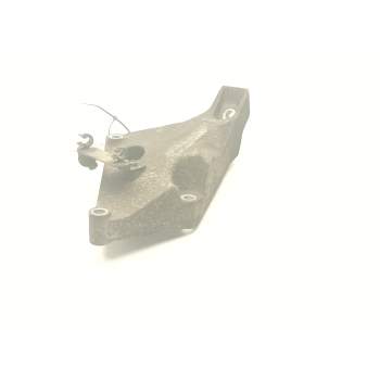 Recambio de soporte motor izquierdo superior para bmw 1 (e81) 120 d referencia OEM IAM 2211677504  