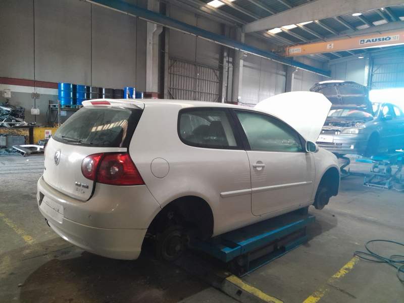 volkswagen golf v (1k1) del año 2007