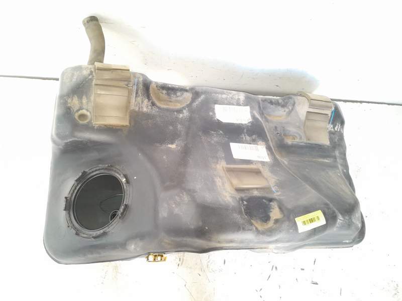 Recambio de deposito combustible para land rover evoque 2.0 td4 cat referencia OEM IAM GJ329K007  