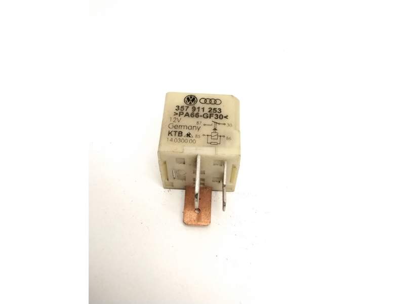 Recambio de rele para seat ibiza iii (6l1) 1.9 tdi referencia OEM IAM 357911253 14030000 103