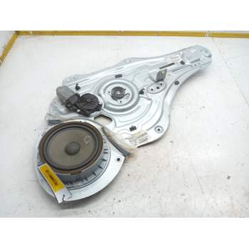 ELEVALUNAS DELANTERO DERECHO 824803U120 