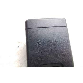 Recambio de enganche cinturon trasero izquierdo para bmw serie 1 lim. (f20) 114i referencia OEM IAM 7266352  