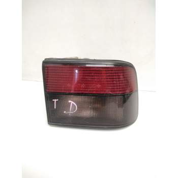Recambio de piloto trasero derecho para renault 21 berlina (b/l48) 2.0 referencia OEM IAM 7700792975  