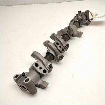 Recambio de eje balancines para nissan terrano/terrano.ii (r20) 2.7 turbodiesel referencia OEM IAM   