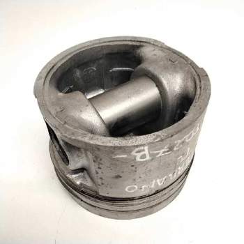 Recambio de piston para nissan terrano/terrano.ii (r20) 2.7 turbodiesel referencia OEM IAM   