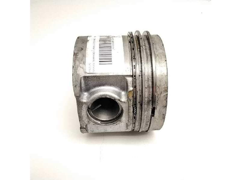 Recambio de piston para nissan terrano/terrano.ii (r20) 2.7 turbodiesel referencia OEM IAM   