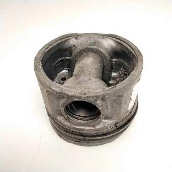Recambio de piston para nissan terrano/terrano.ii (r20) 2.7 turbodiesel referencia OEM IAM   