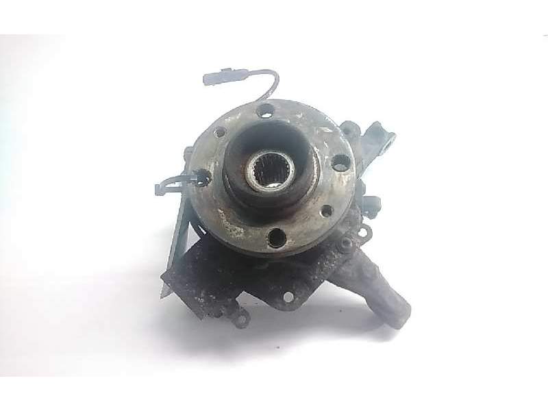 Recambio de mangueta delantera izquierda para renault clio iii authentique referencia OEM IAM   