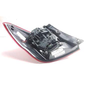 Recambio de piloto trasero derecho para ford ka+ essential referencia OEM IAM E4B513404AF  
