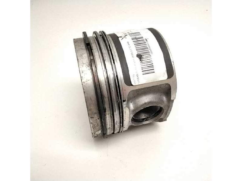 Recambio de piston para nissan terrano/terrano.ii (r20) 2.7 turbodiesel referencia OEM IAM   