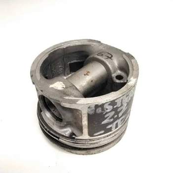 Recambio de piston para nissan terrano/terrano.ii (r20) 2.7 turbodiesel referencia OEM IAM   
