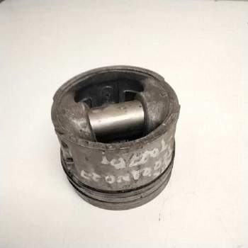 Recambio de piston para nissan terrano/terrano.ii (r20) 2.7 turbodiesel referencia OEM IAM   