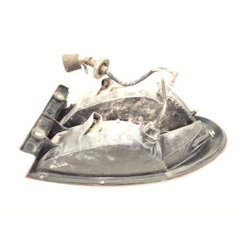Recambio de piloto trasero izquierdo para daewoo lanos (klat) 1.5 referencia OEM IAM 9C08C  