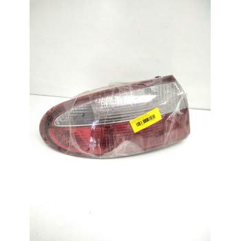 Recambio de piloto trasero izquierdo para daewoo lanos (klat) 1.5 referencia OEM IAM 9C08C  
