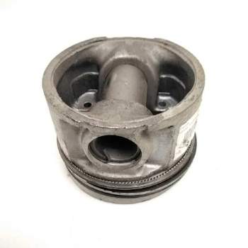 Recambio de piston para nissan terrano/terrano.ii (r20) 2.7 turbodiesel referencia OEM IAM   