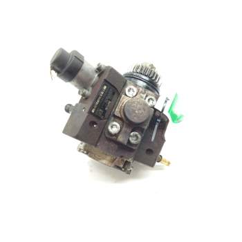 Recambio de bomba inyeccion para renault trafic caja cerrada dci cat referencia OEM IAM 8200950493  