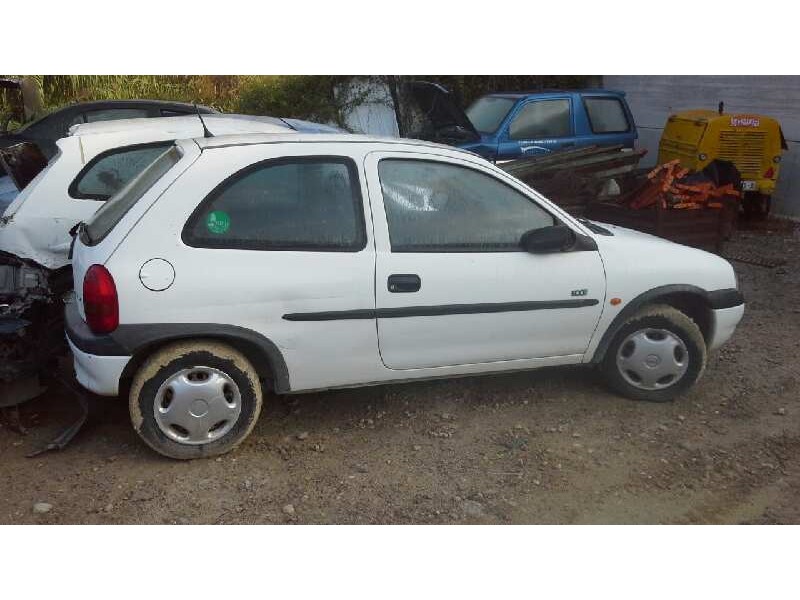 opel corsa b del año 1999