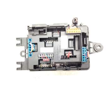 Recambio de caja reles para bmw 1 (f20) 118 d referencia OEM IAM 926111102  
