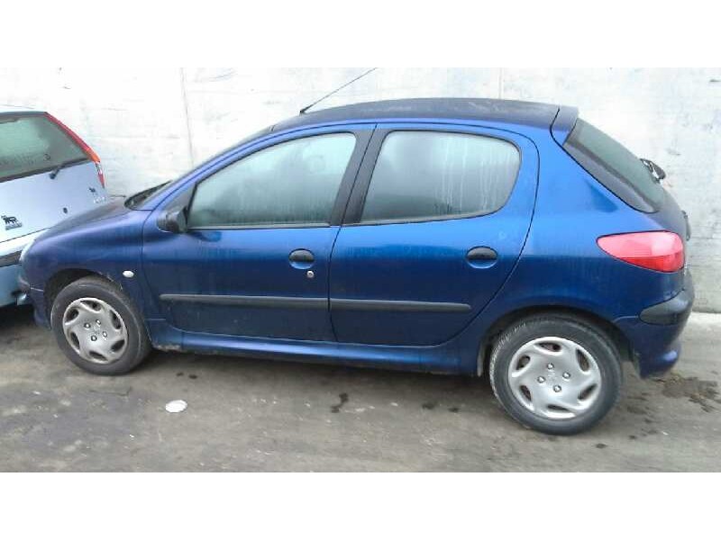 peugeot 206 berlina del año 2002
