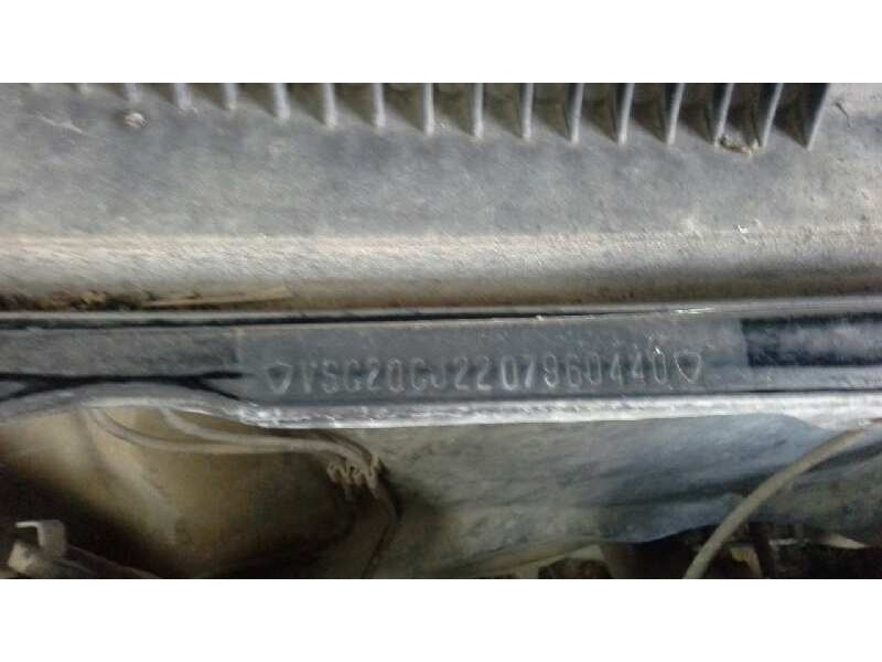 peugeot 205 berlina del año 1987