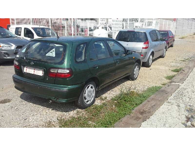 nissan almera (n15) del año 2000