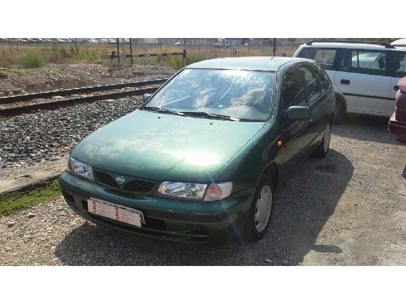 nissan almera (n15) del año 2000