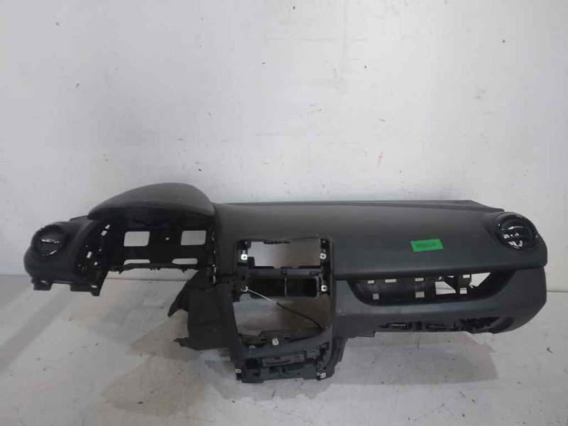 Recambio de salpicadero para renault clio iii authentique referencia OEM IAM 985250096R  