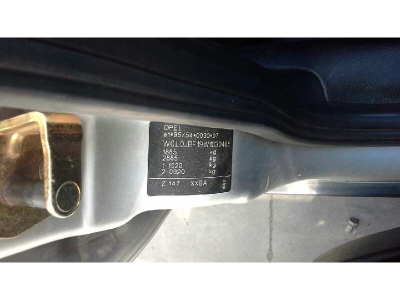 opel vectra b berlina del año 1997