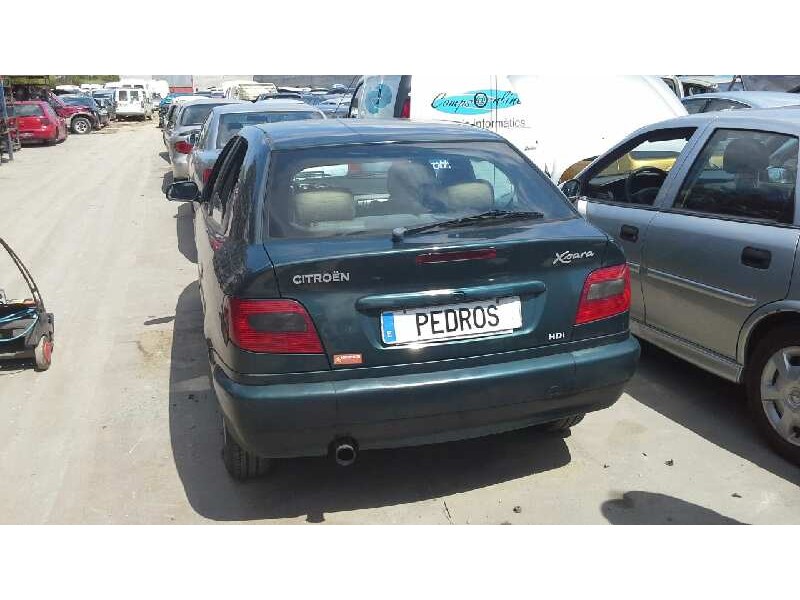 citroen xsara berlina del año 2000