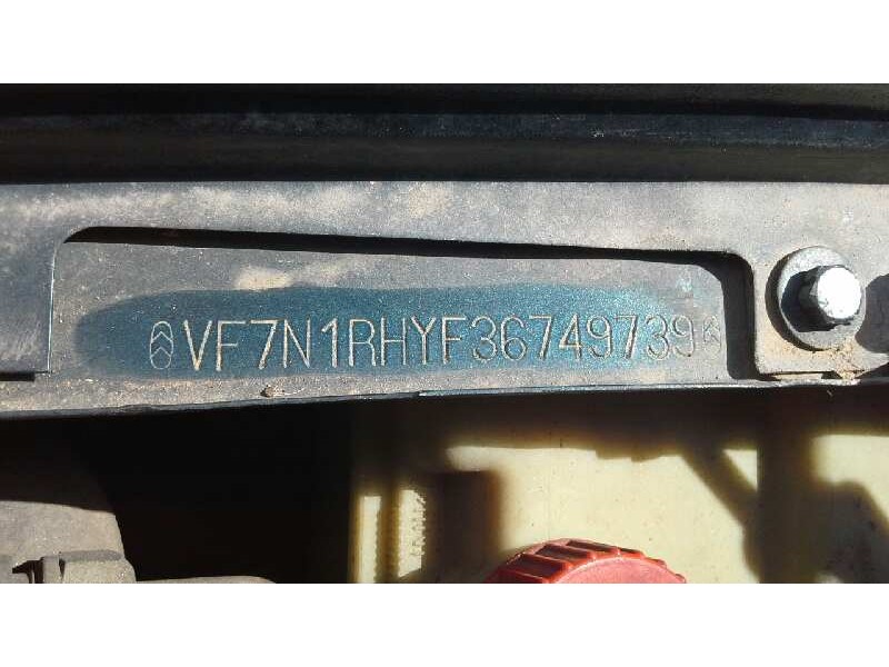 citroen xsara berlina del año 2000