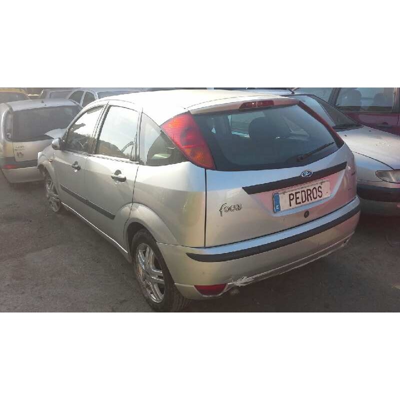 ford focus berlina (cak) del año 2003