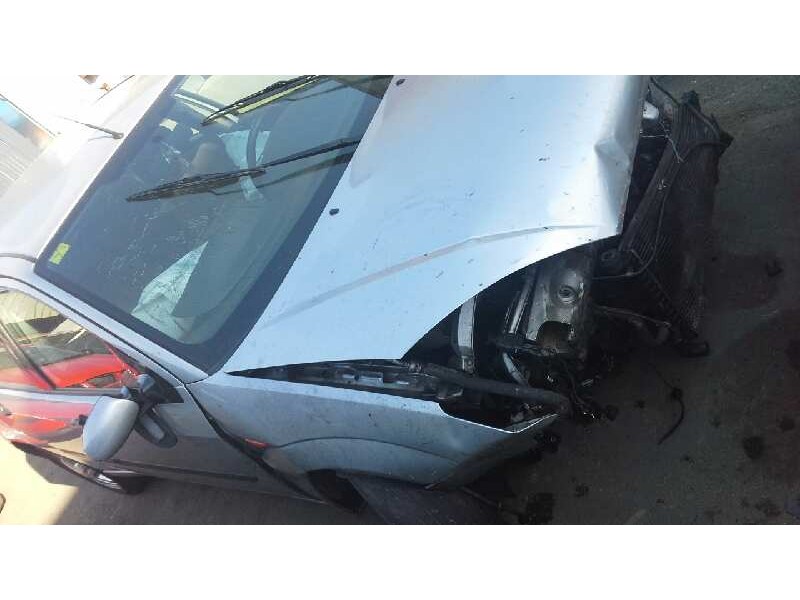 ford focus berlina (cak) del año 2003