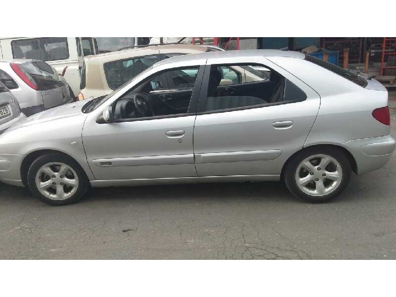 citroen xsara berlina del año 2001