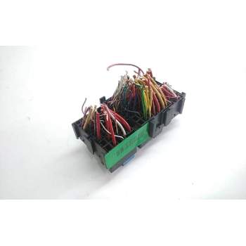 CAJA FUSIBLES Z240180497R 