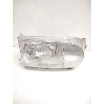 Recambio de faro derecho para nissan serena (c23) 2.0 referencia OEM IAM 260107C001 NISSAN 67725900