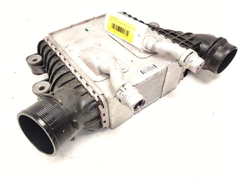 Recambio de intercooler para land rover discovery sport (l550) 2.0 d referencia OEM IAM GJ329L440AE  