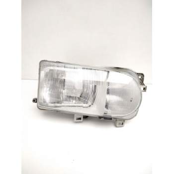 FARO DERECHO 260107C008 NISSAN 67735060