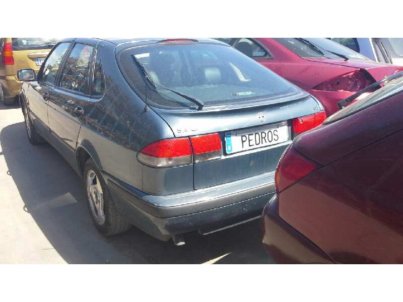 saab 9-3 berlina del año 1999