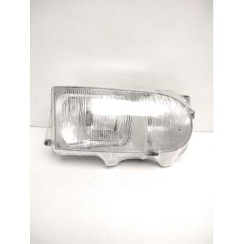 Recambio de faro derecho para nissan serena (c23) 2.0 d (kvjc23) referencia OEM IAM 260107C008 NISSAN 67735060