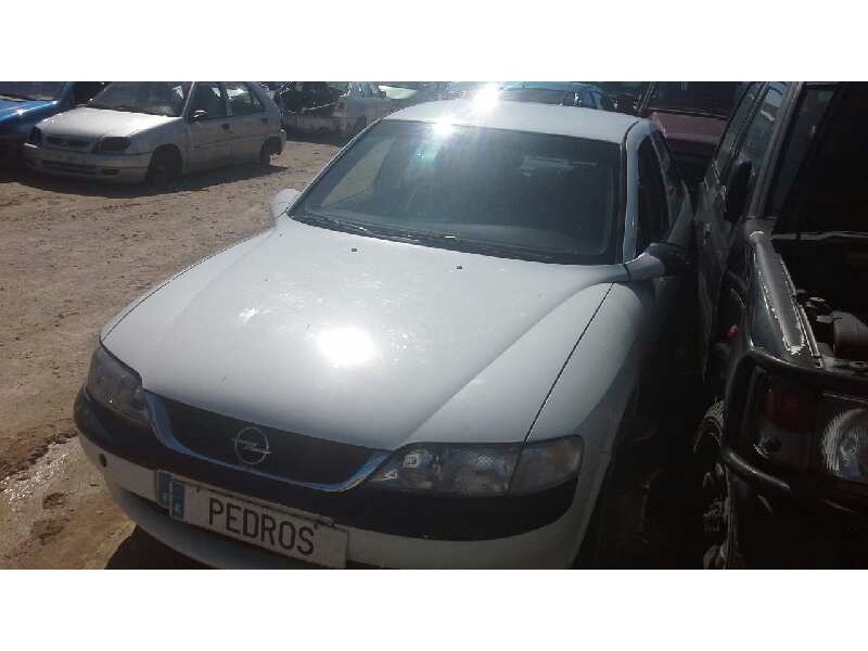 opel vectra b berlina del año 1998