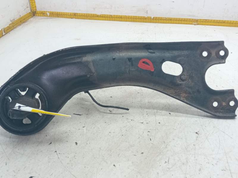 Recambio de brazo suspension inferior trasero derecho para kia sportage iii (sl) 1.7 crdi referencia OEM IAM 552802S850  