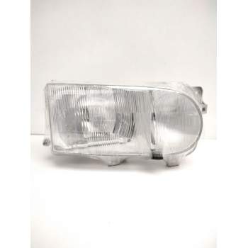 Recambio de faro derecho para nissan serena (c23) 2.0 d (kvjc23) referencia OEM IAM 260107C008 NISSAN 67735060