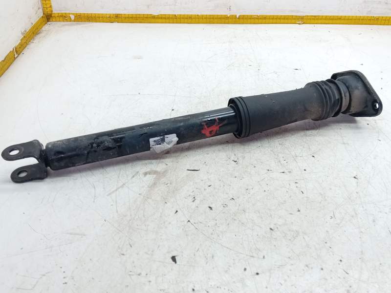 Recambio de amortiguador trasero derecho para kia sportage iii (sl) 1.7 crdi referencia OEM IAM 553112Y350  