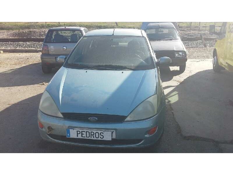 ford focus berlina (cak) del año 2001