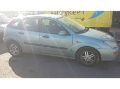 ford focus berlina (cak) del año 2001 2