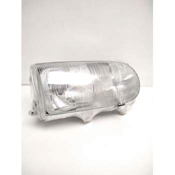 Recambio de faro derecho para nissan serena (c23) 2.0 d (kvjc23) referencia OEM IAM 260107C008 NISSAN 67735060