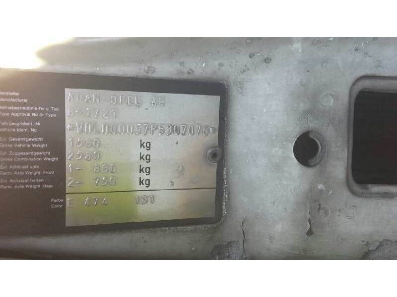 opel astra f berlina del año 1993