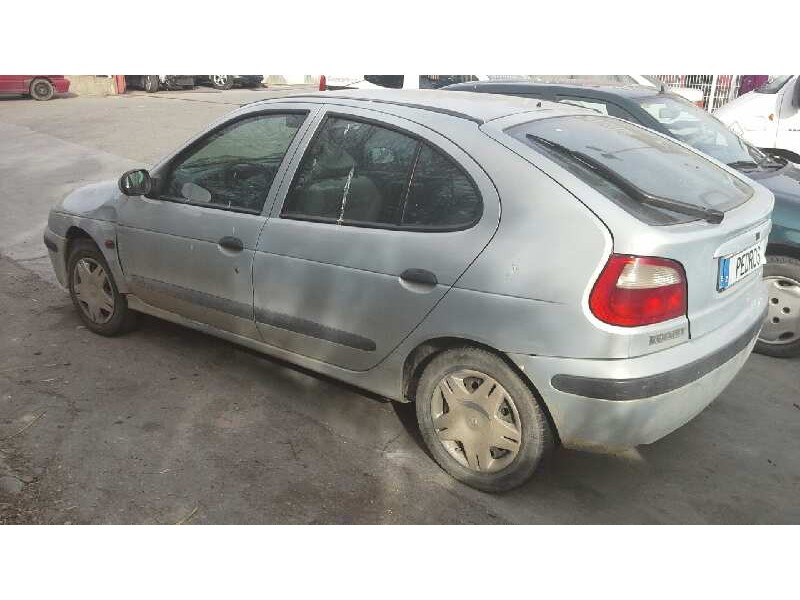 renault megane i fase 2 berlina (ba0) del año 2000