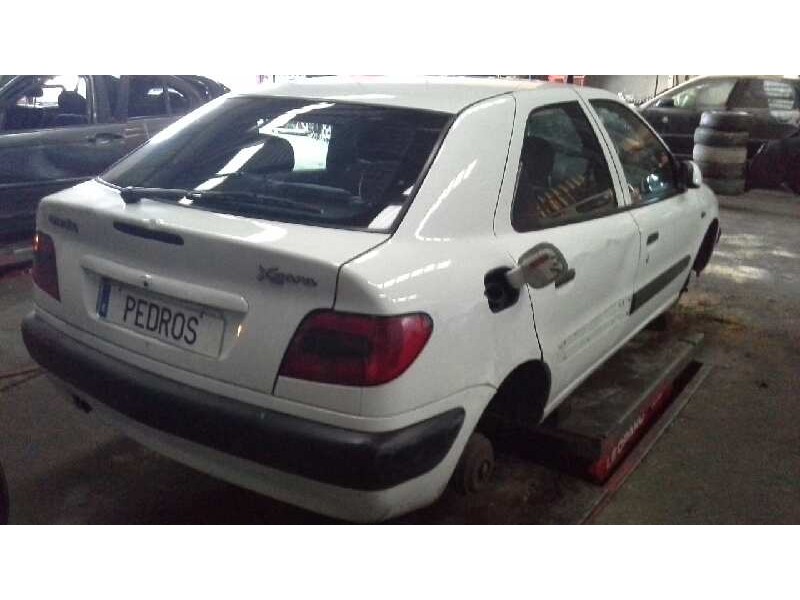 citroen xsara berlina del año 1999
