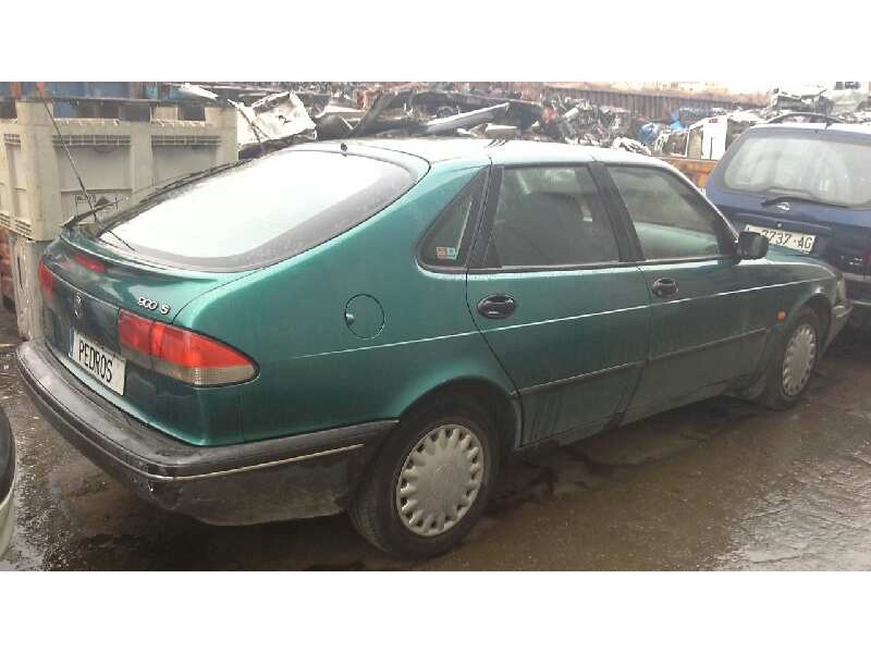 saab 900 berlina del año 1993